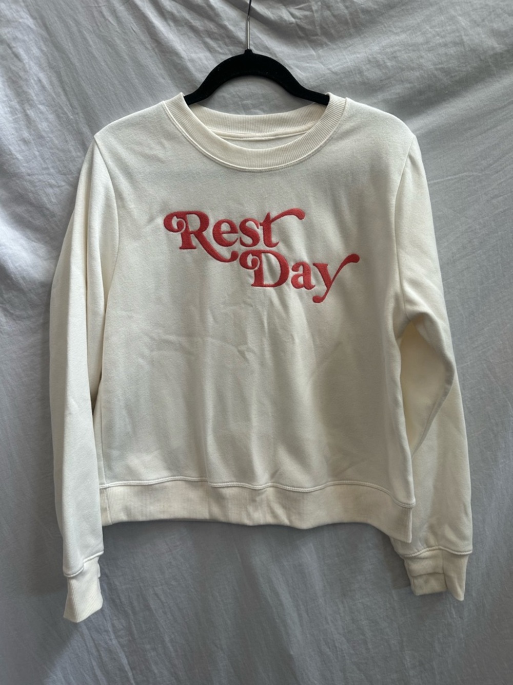 all in motion Cream Sweatshirt with Pink 'Rest Day' Script